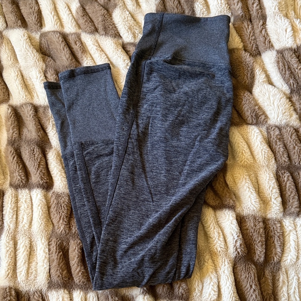 ALO Yoga Gray Leggings